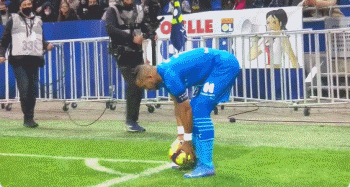 韩鹏：全力以赴完成俱乐部1500分和瓦科夺金靴的目标