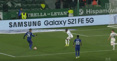 前裁判：米兰确实不该被判点球，但主裁判给的理由有问题