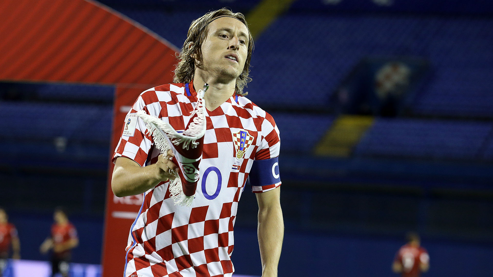 第二次“出差”，泰州的苏超冠军奖杯亮相成都幸福城市非遗展