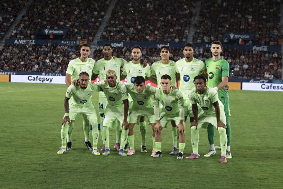 中足联细化“观众不当行为”细则：赛区将对球迷不当行为负责